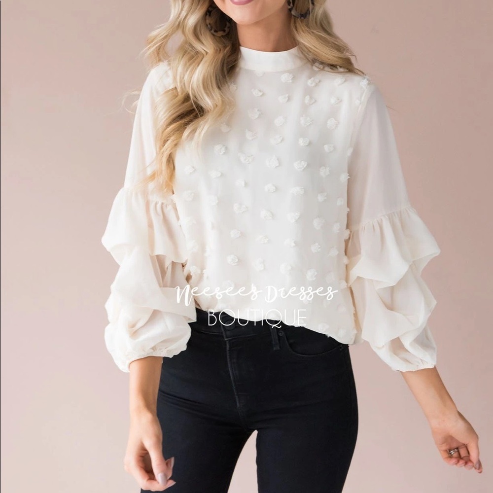 Polagram Size Medium swiss dot cream blouse